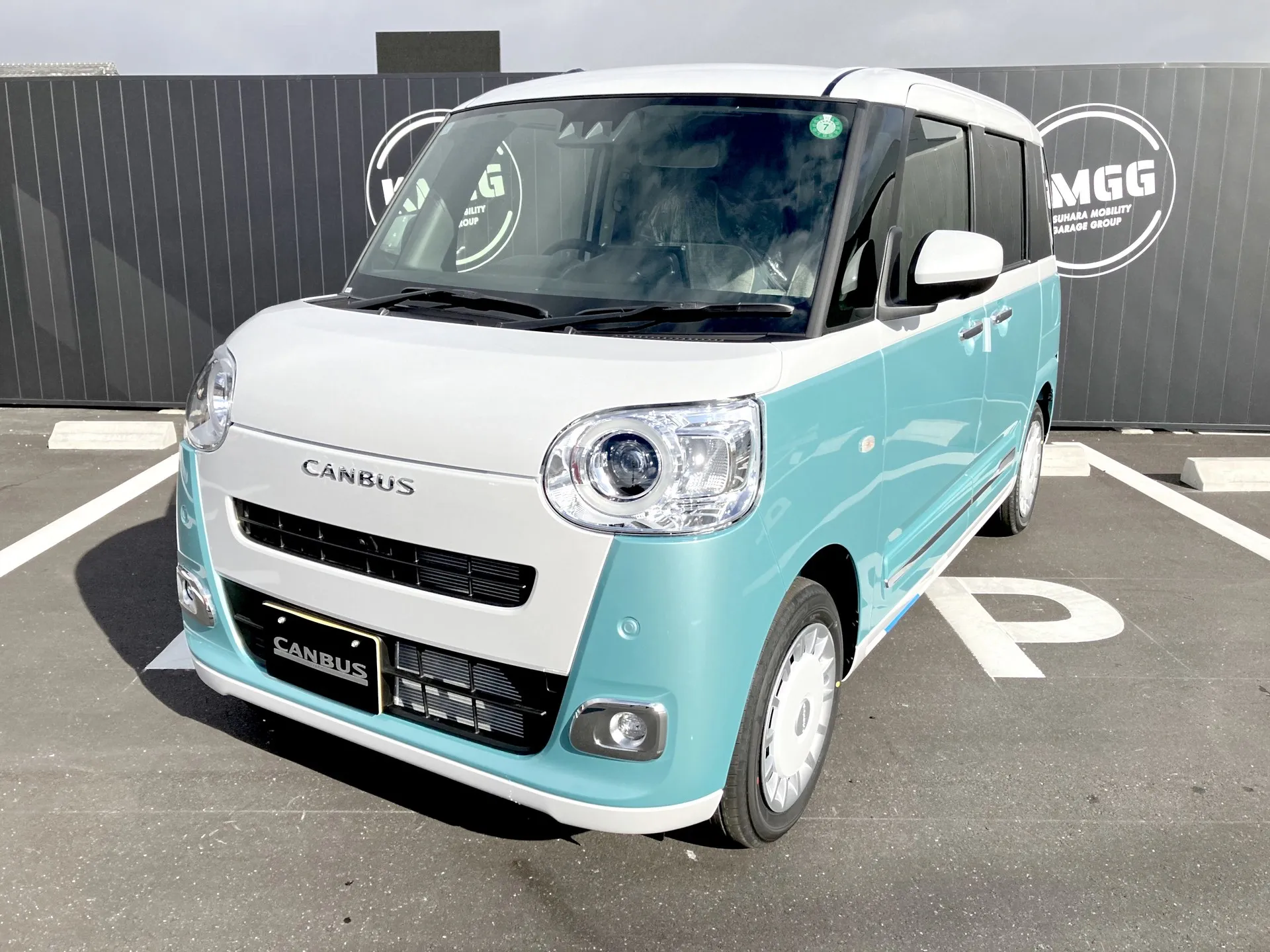 ムーブキャンバス　ファインミント2トーンカラー　デモ展示車　...