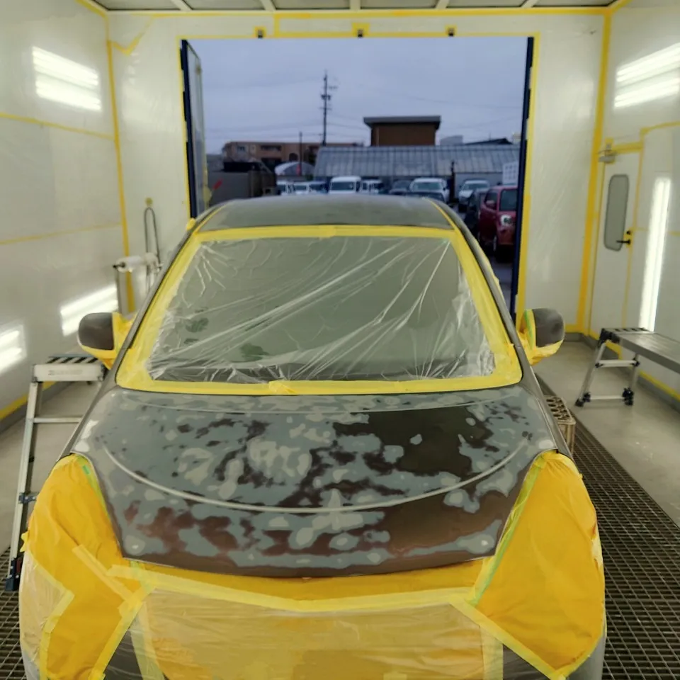 今日も鈑金工場フル稼働！！