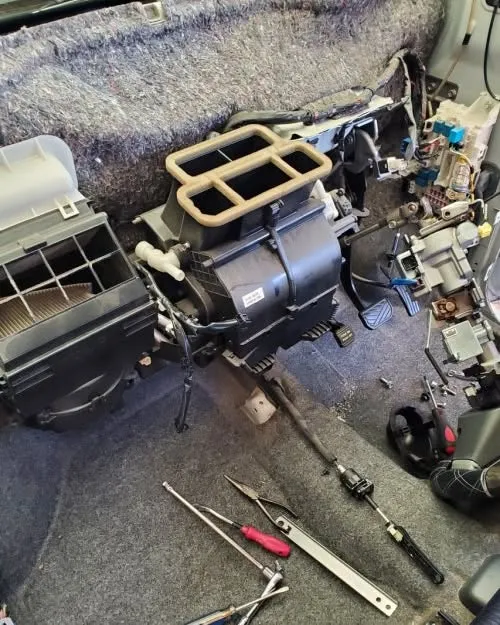 本日はエバポレータを交換しました😊