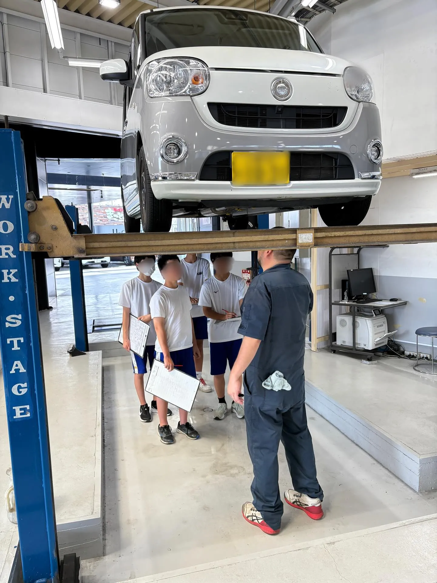 🌼インターンシップで 神戸中学校 から4名の生徒さんが来てく...