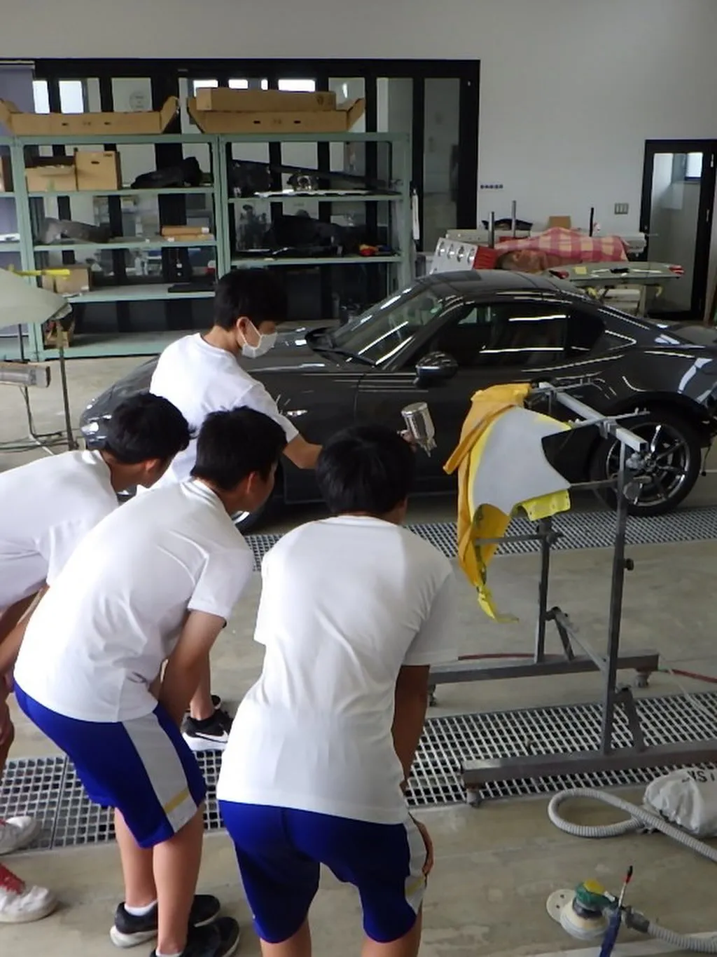 🌼インターンシップで 神戸中学校 から4名の生徒さんが来てく...